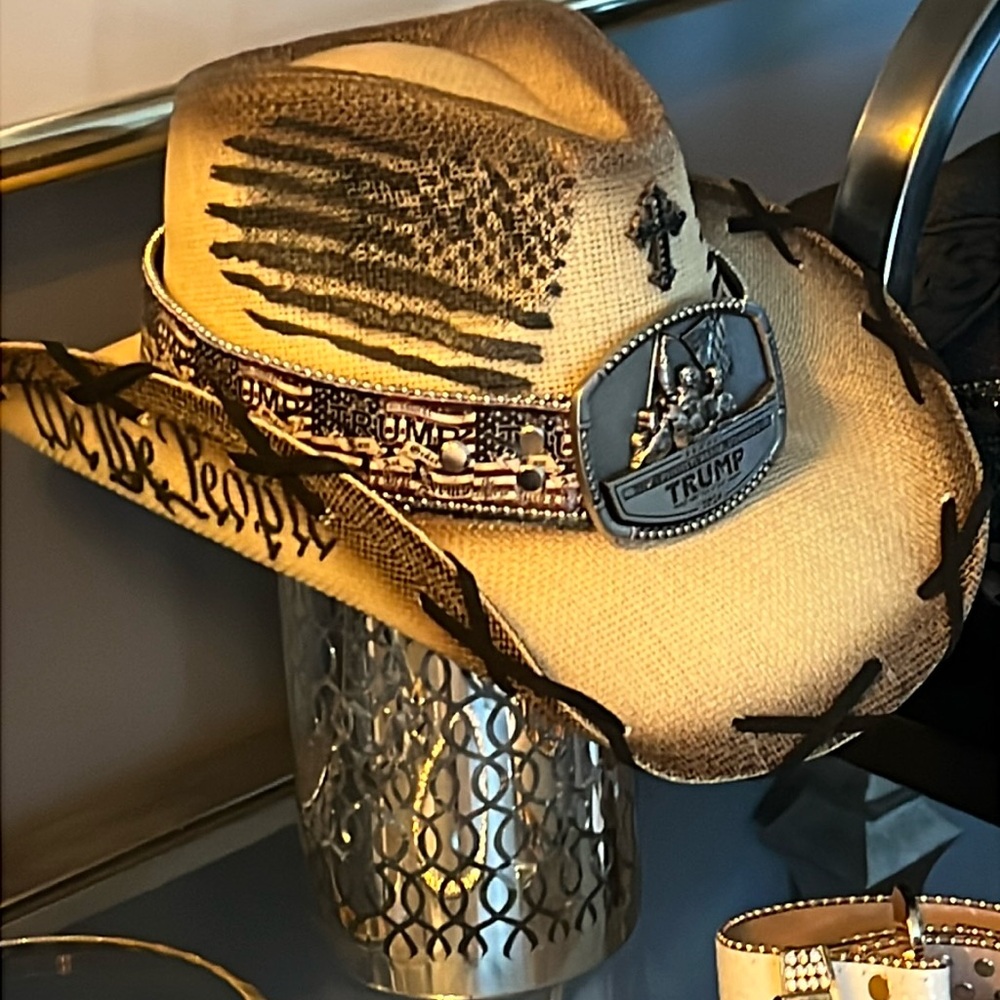TRUMP HAT